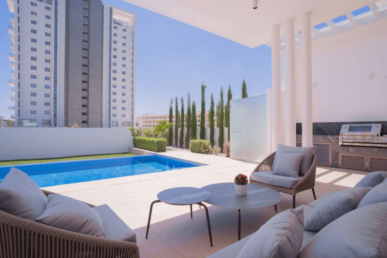 Harbourline Residences cover